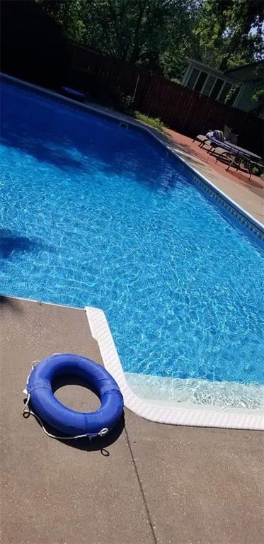 12305 W 74th Terrace, Shawnee, KS 66216 - photo 1