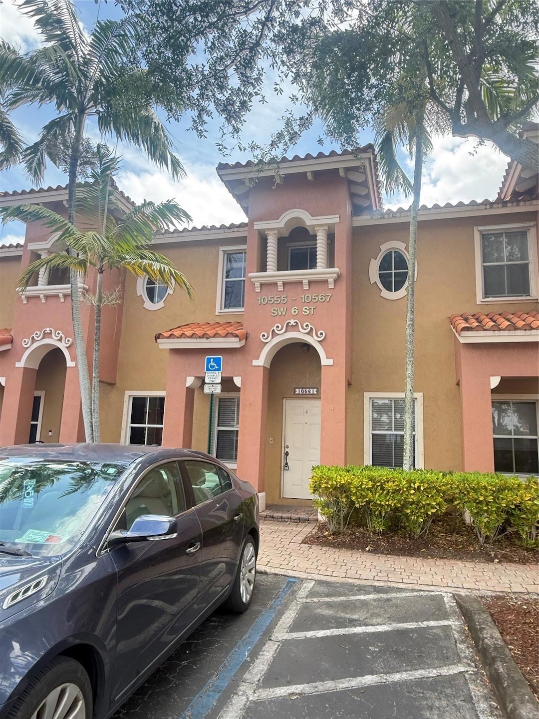 10561 SW 6th St unit 1304, Pembroke Pines, FL 33025 - photo 1