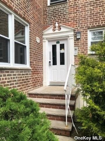 269 Cedarhurst Ave unit D3, Cedarhurst, NY 11516 - photo 1