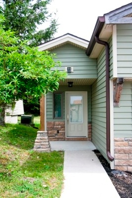SH46_1_exterior_front