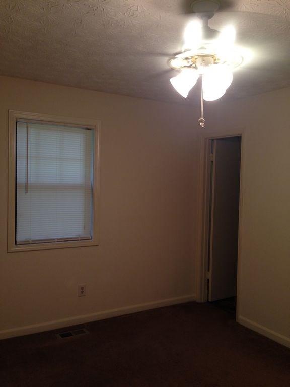 1167 Jill Ln SW, Marietta, GA 30008 - photo 1