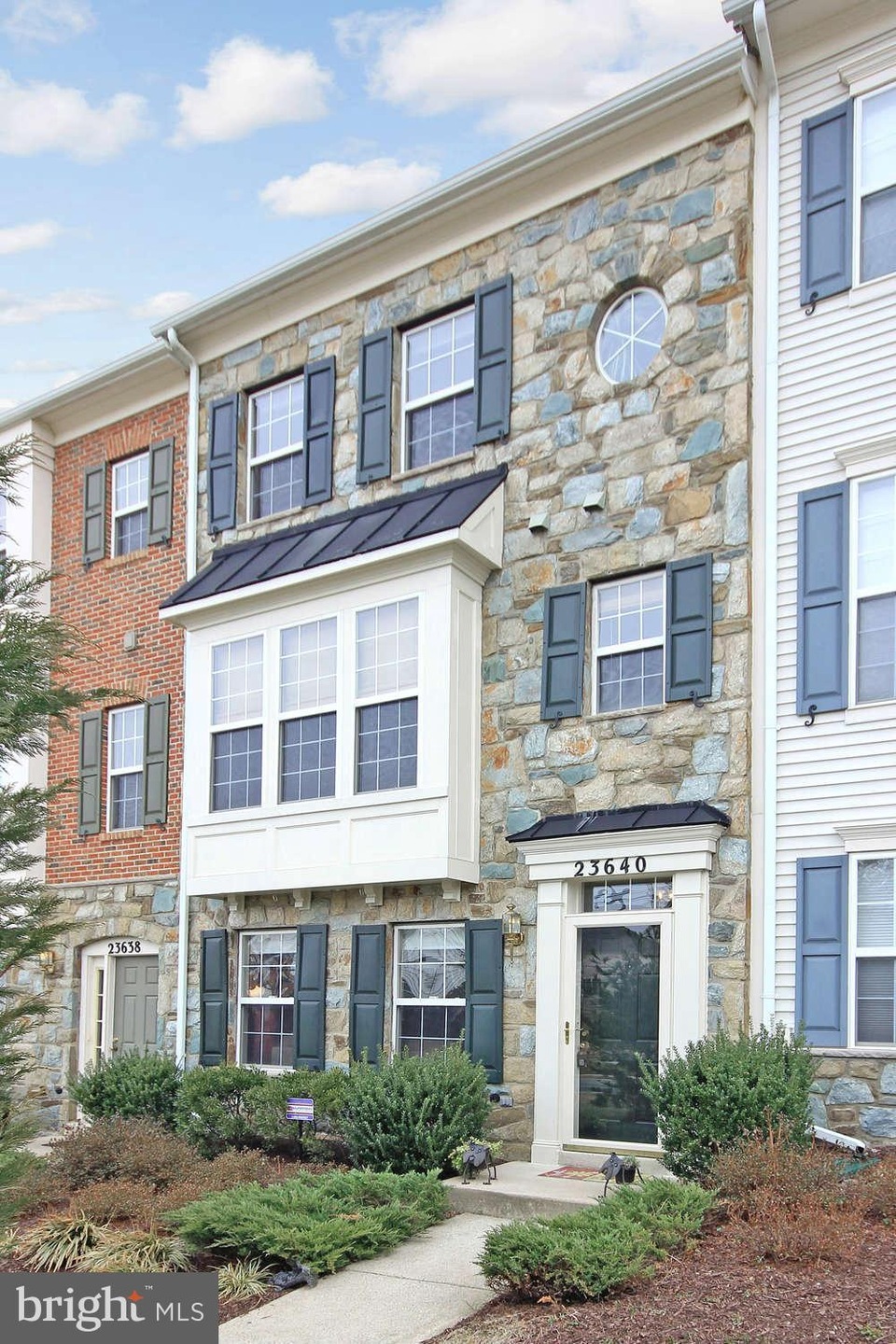 23640 Overlook Park Dr, Clarksburg, MD 20871 - photo 1