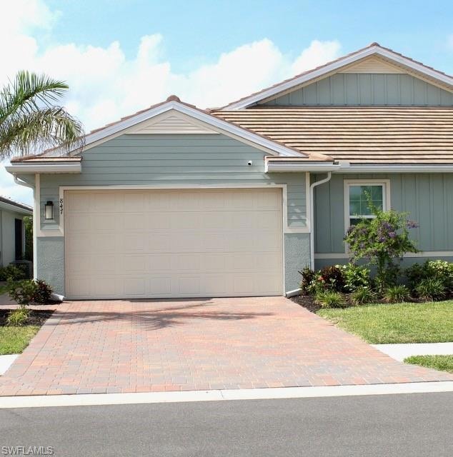 Welcome to 847 Enbrook  Loop Naples Fl, 34114