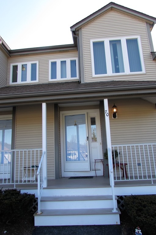 70 Willow Pond Dr, Rockland, MA 02370 - photo 1