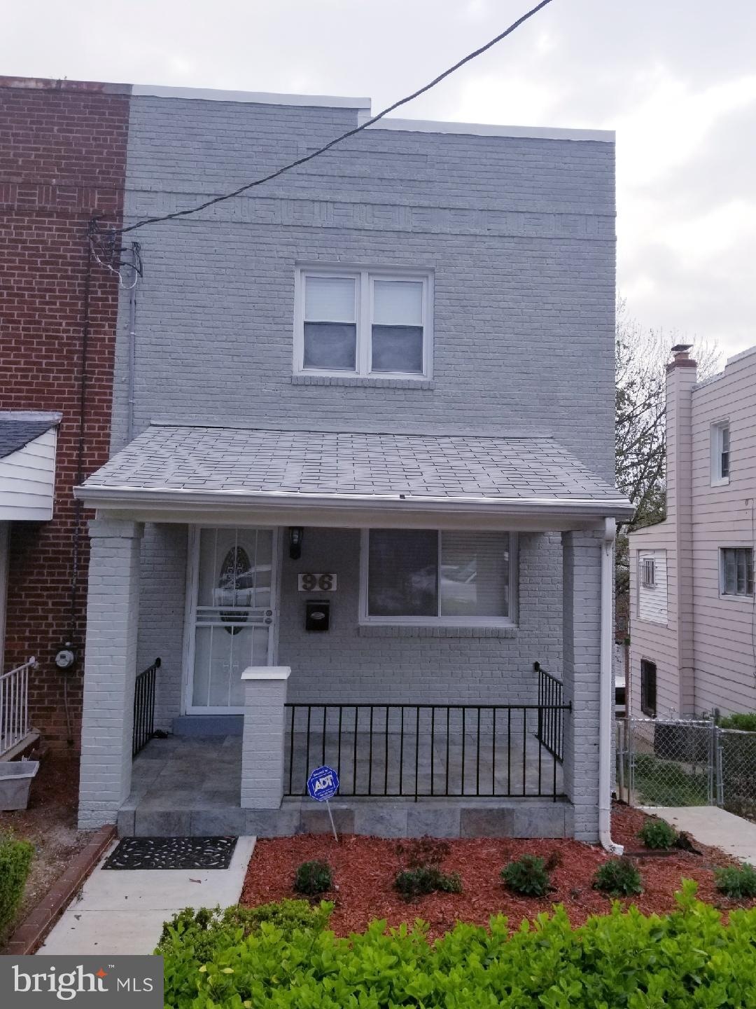 96 54th St SE, Washington, DC 20019 - photo 1