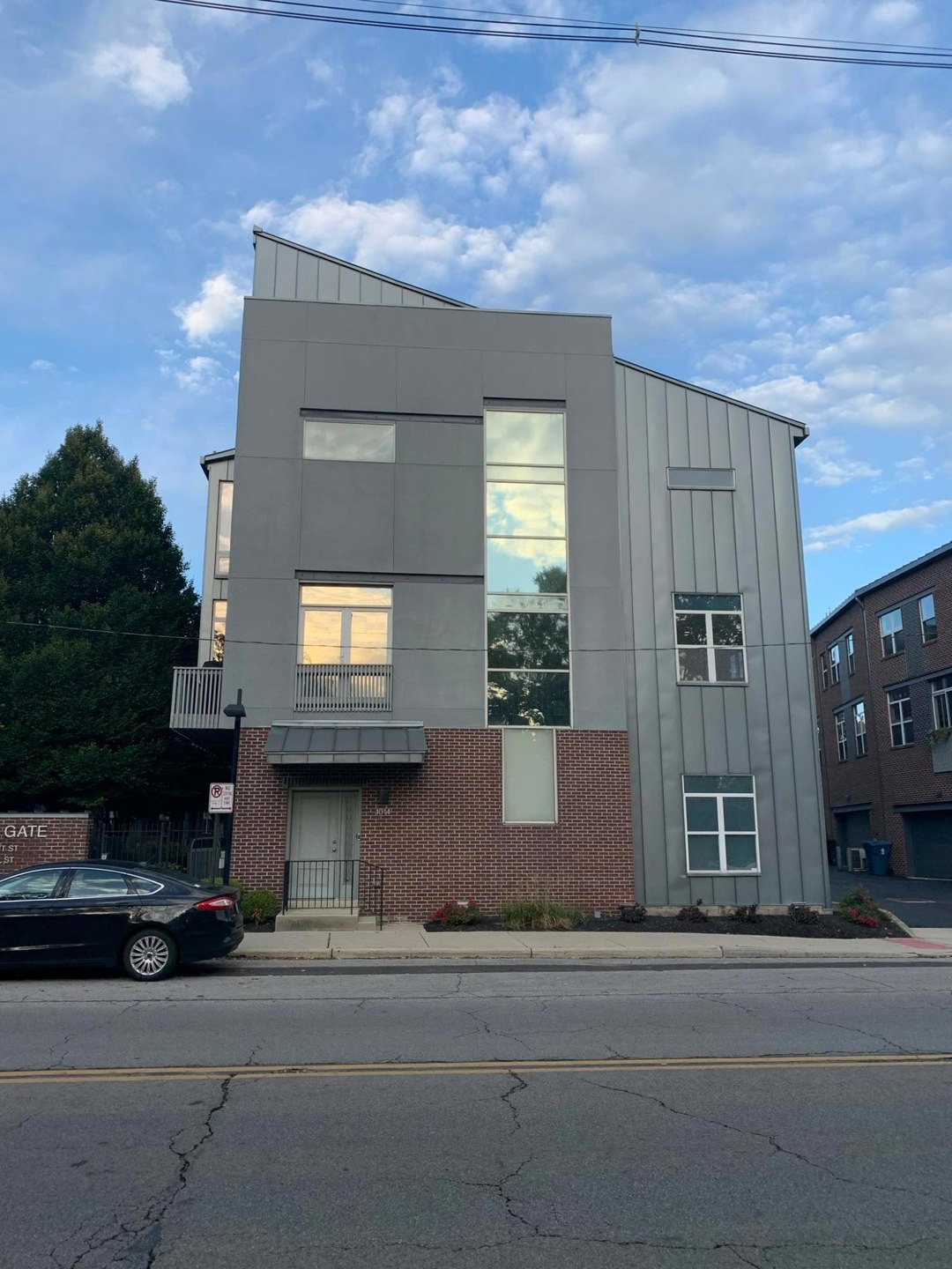 1014 S Front St unit 1014, Columbus, OH 43206 - photo 1