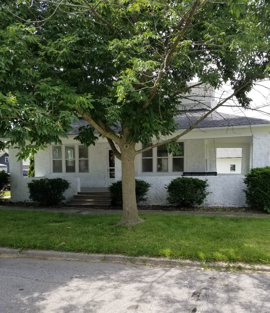 407 S Jackson St, Auburn, IN 46706 - photo 1