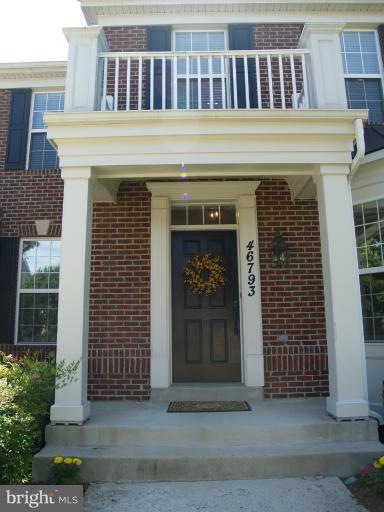 46793 Backwater Dr, Sterling, VA 20164 - photo 1