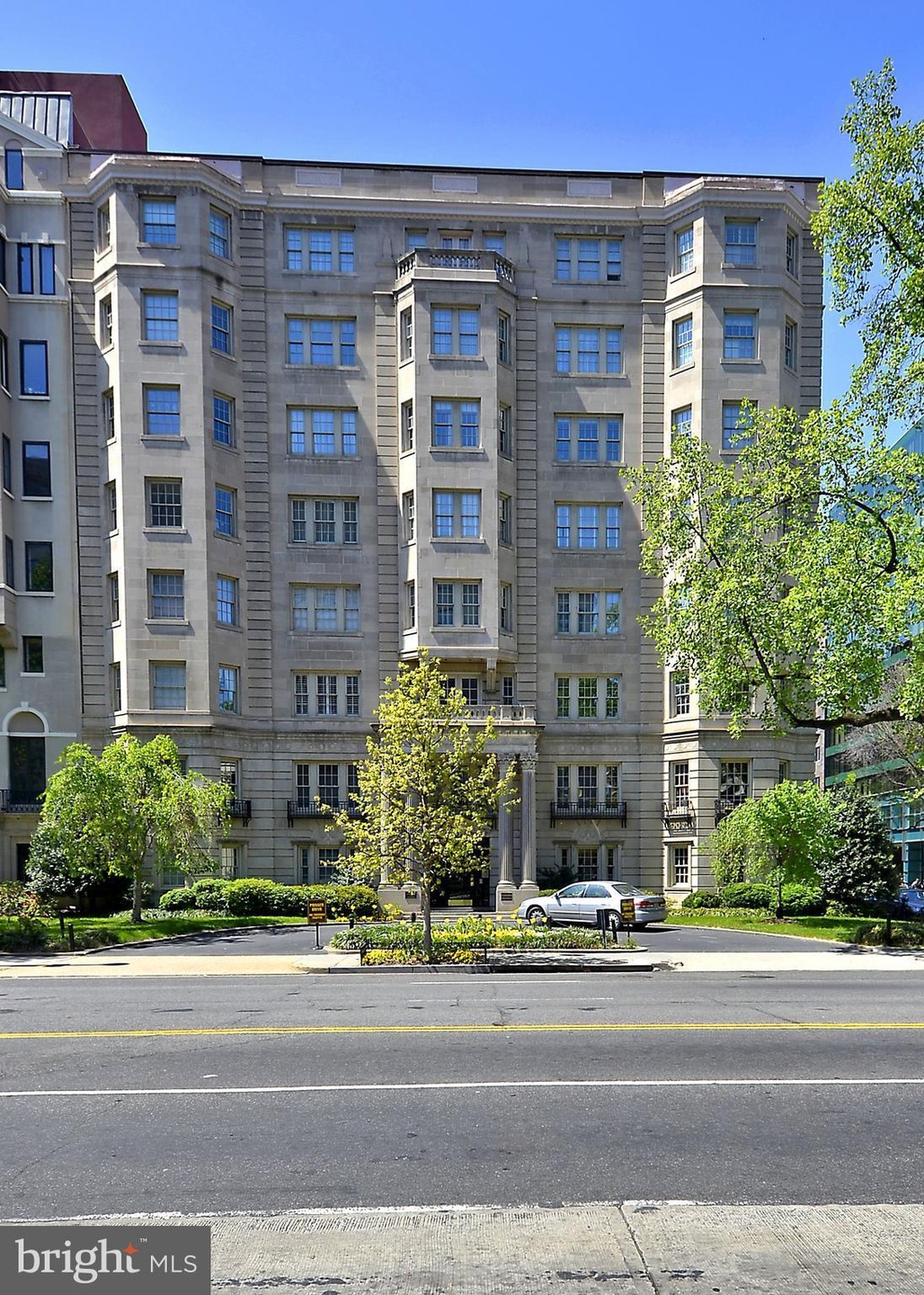 1026 16th St NW unit 805, Washington, DC 20036 - photo 1