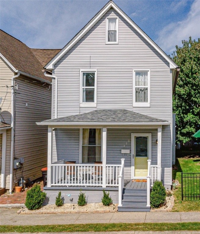 410 Walnut St, Latrobe, PA 15650 - photo 1