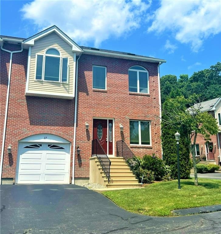 131 Fruit Hill Ave unit 17, North Providence, RI 02911 - photo 1