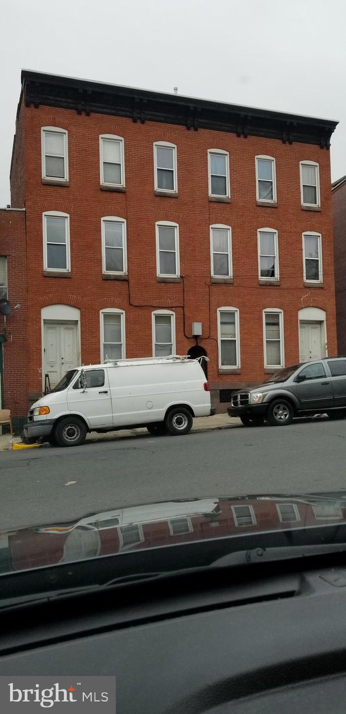 115 N 3rd St unit 1, Reading, PA 19601 - photo 1