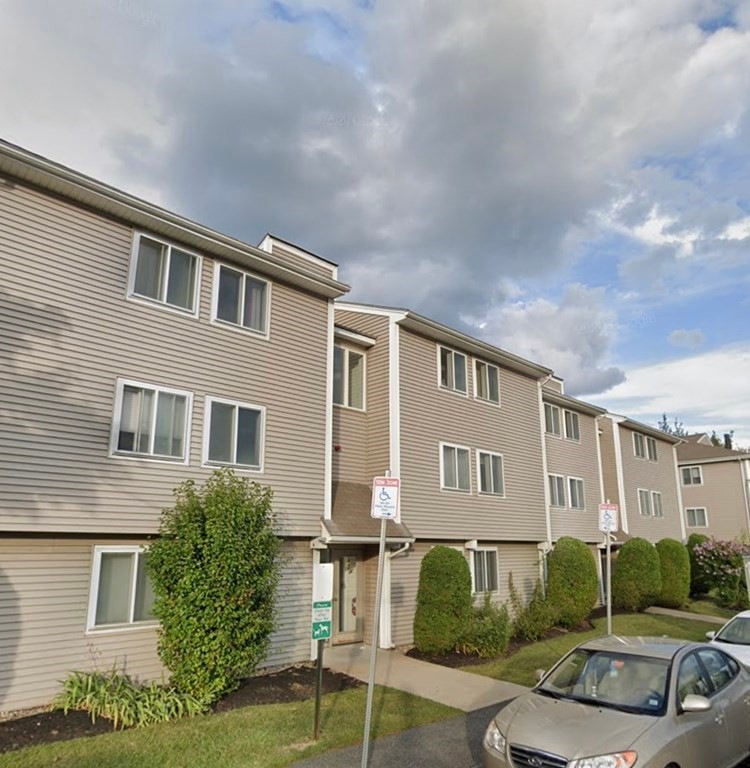 14 Leverett Ave unit 5, Boston, MA 02128 - photo 1