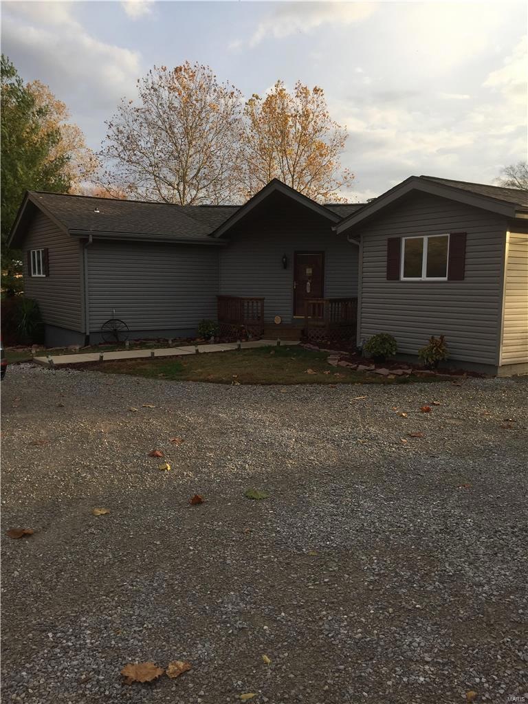 604 Old Fayetteville Rd, Freeburg, IL 62243 - photo 1