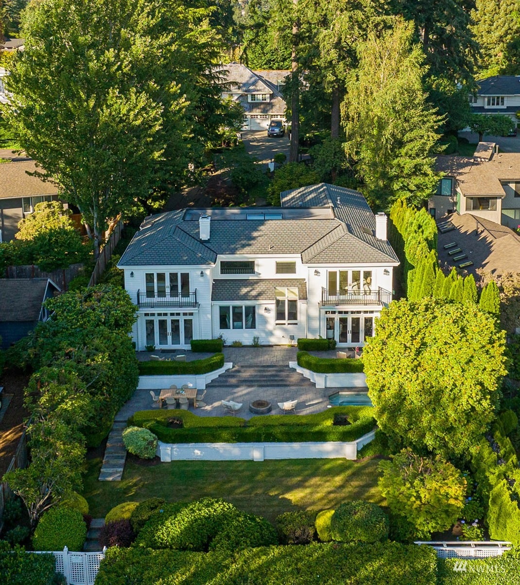 Sold $6,100,000 • Co-Listing Agent