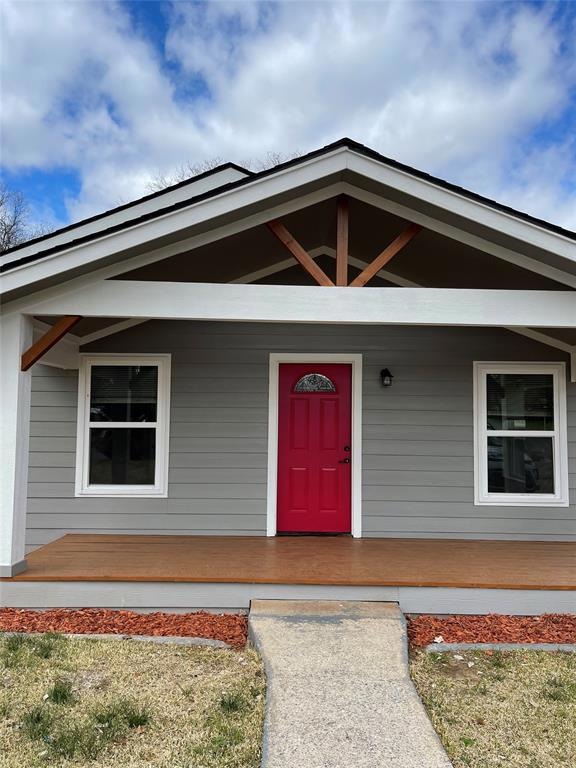 501 W Bond St, Denison, TX 75020 - photo 1