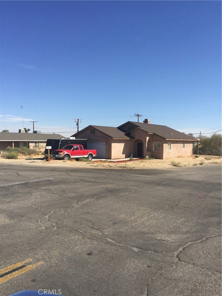 62126 Desert Air Rd, Joshua Tree, CA 92252 - photo 1