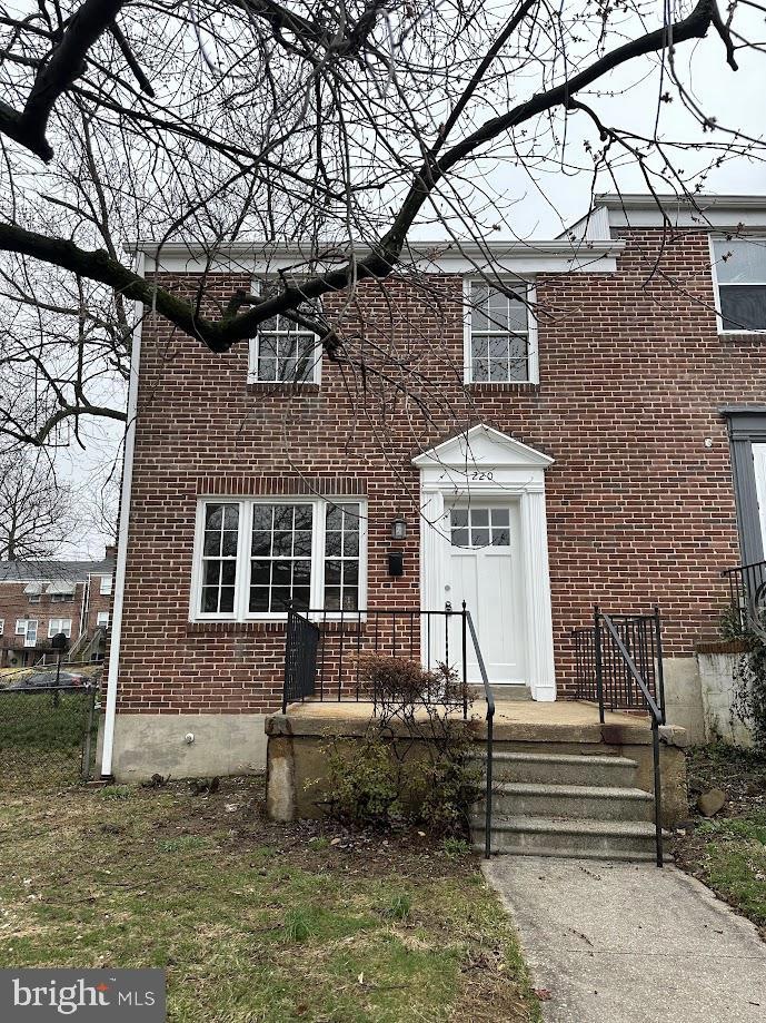 220 Medwick Garth E, Baltimore, MD 21228 - photo 1