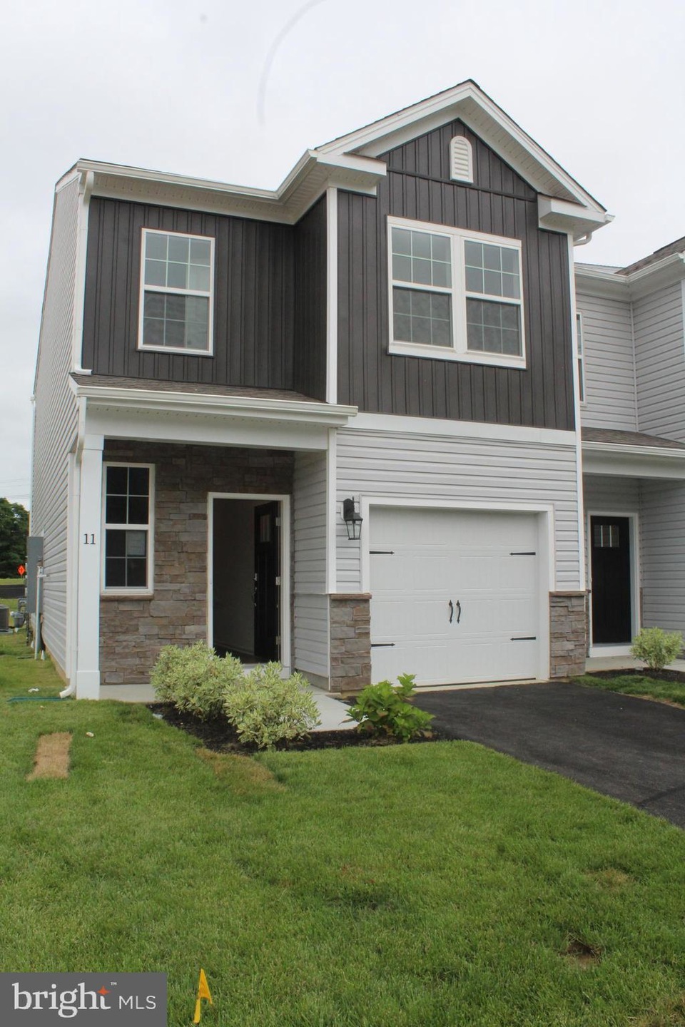 11 Katherine Dr, Burlington, NJ 08016 - photo 1