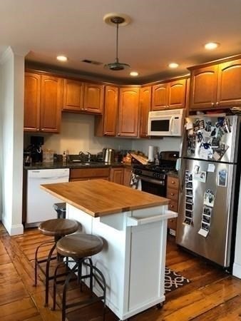 117 Bartlett St unit 3, Charlestown, MA 02129 - photo 1