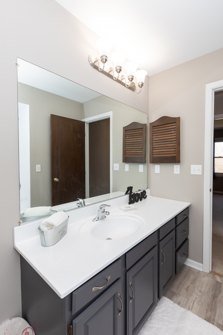 1003 Twisted Oak Ct, Algonquin, IL 60102 - photo 1