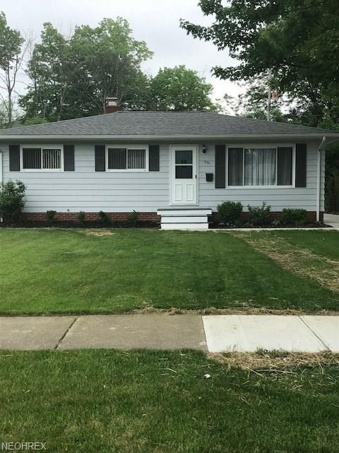 335 Erieview Blvd, Sheffield Lake, OH 44054 - photo 1