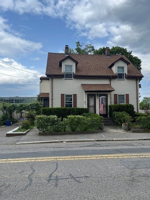 30 Newcomb St unit 1, Quincy, MA 02169 - photo 1