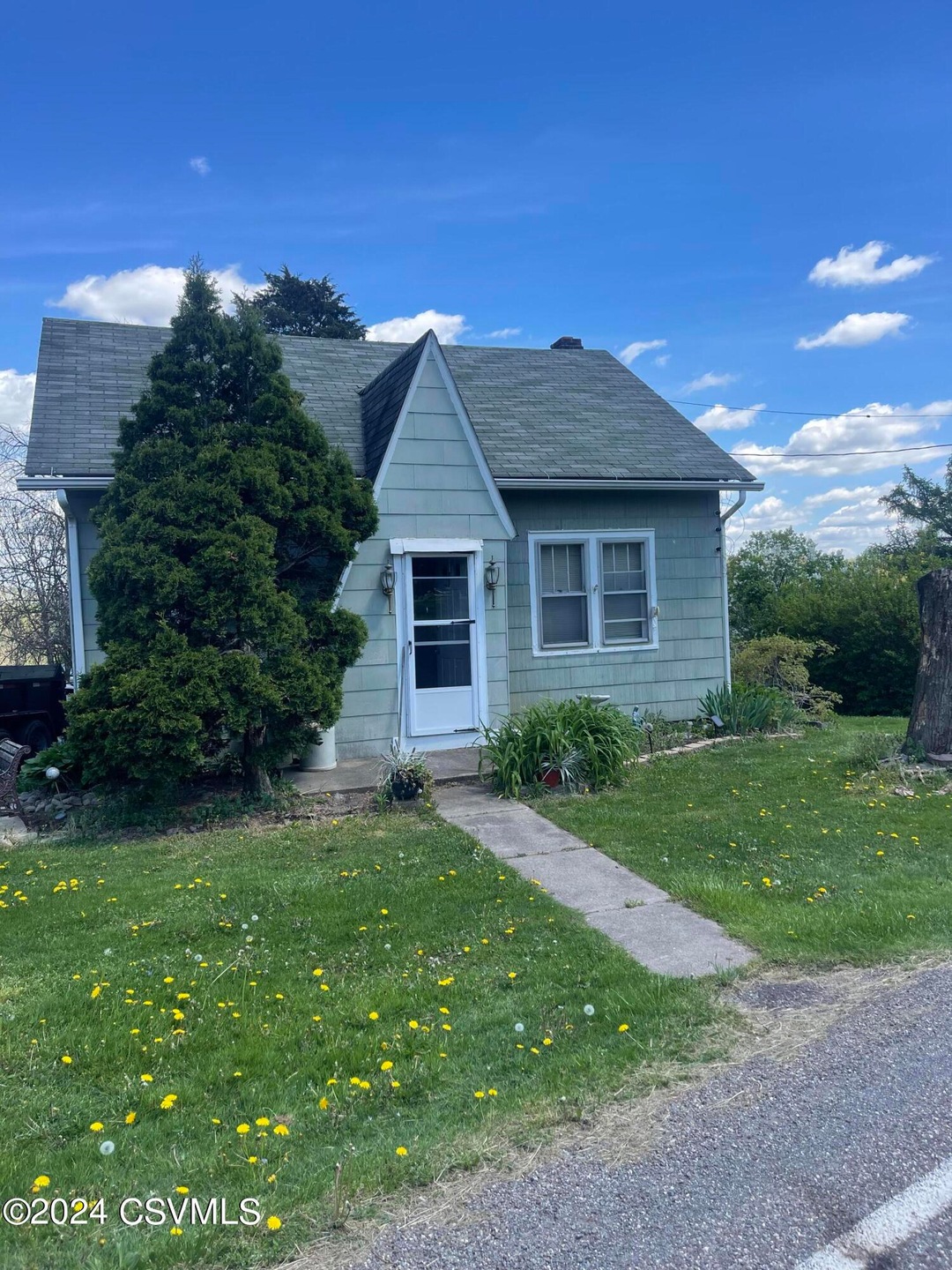 384 Summerhill Rd, Berwick, PA 18603 - photo 1