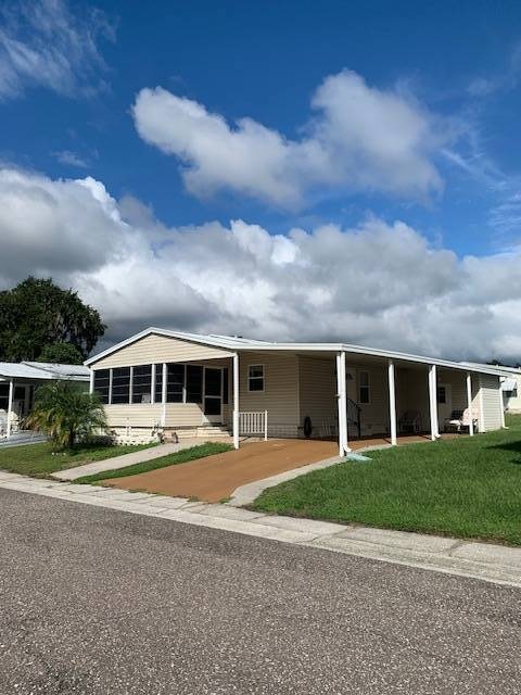 6162 Spring Lake Cir, Zephyrhills, FL 33540 - photo 1