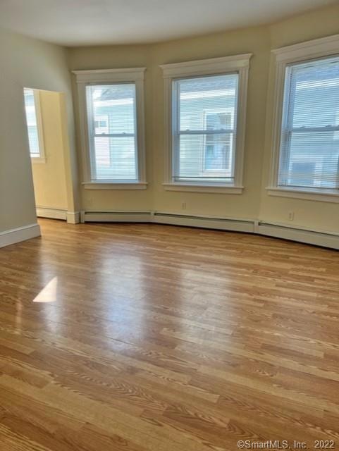 42 Vine St unit 2nd Floor, Bridgeport, CT 06604 - photo 1