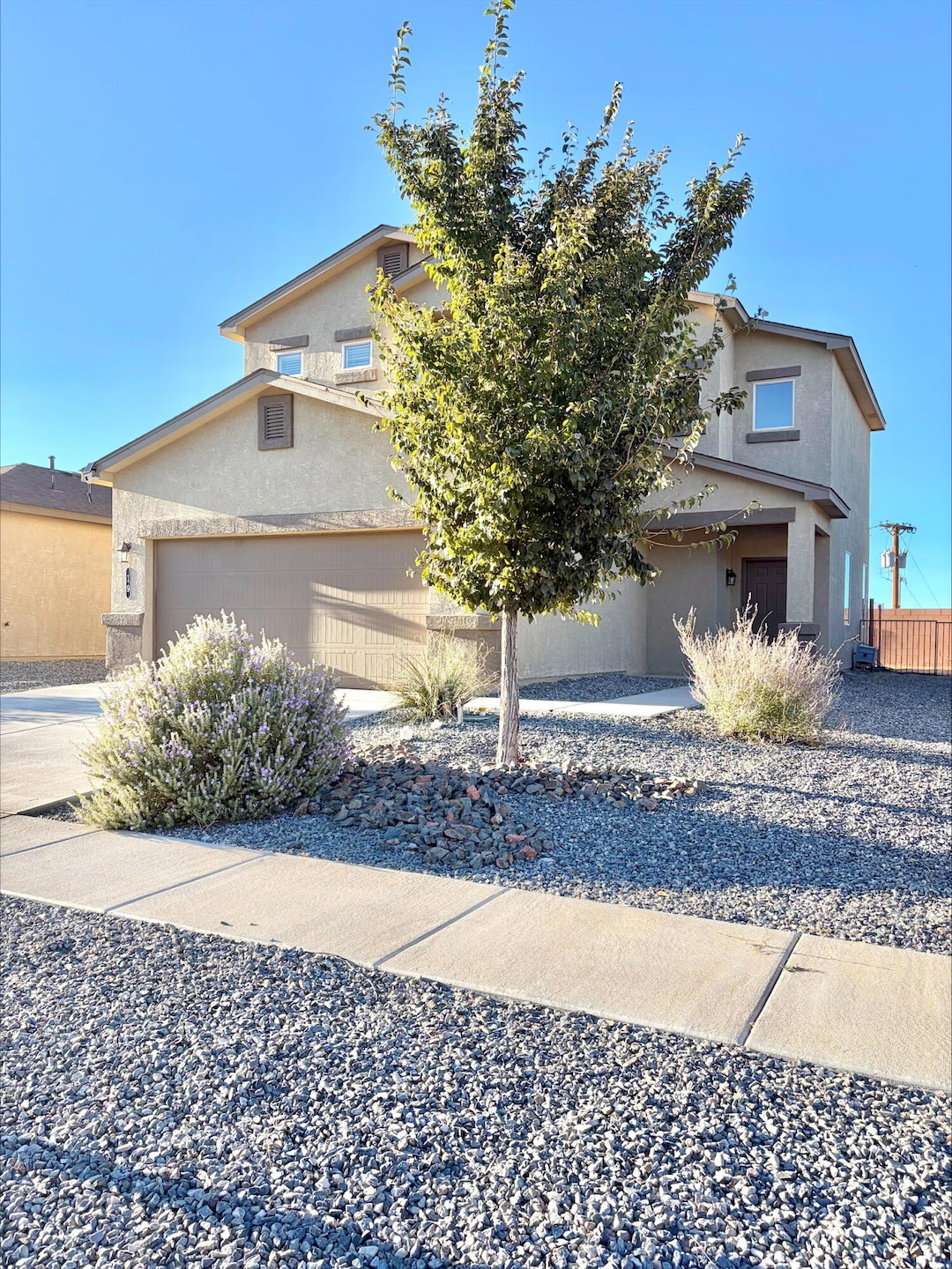 19 Hermanos Loop, Los Lunas, NM 87031 - photo 1