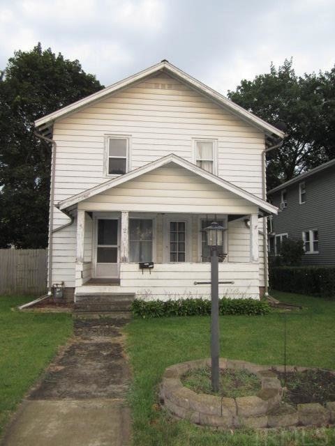 1213 W Lexington Ave, Elkhart, IN 46514 - photo 1