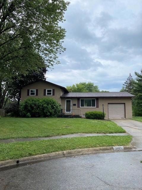 5425 Vinewood Ct, Columbus, OH 43229 - photo 1