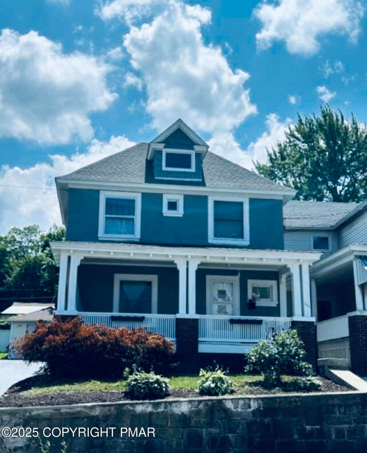 207 S Valley Ave unit 2, Olyphant, PA 18447 - photo 1