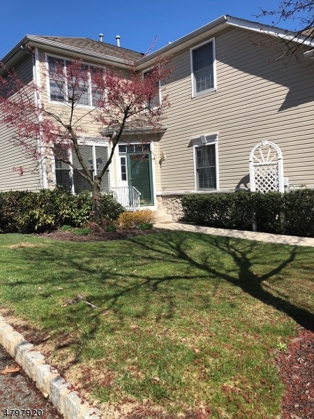 47 Oconnor Cir, West Orange, NJ 07052 - photo 1