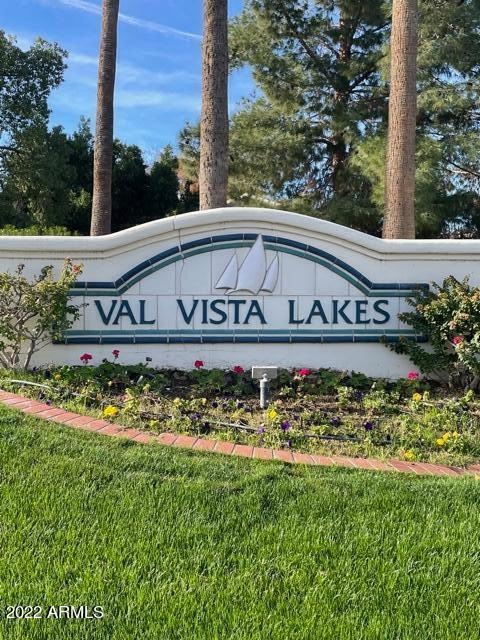 Resort Community of Val Vista Lakes