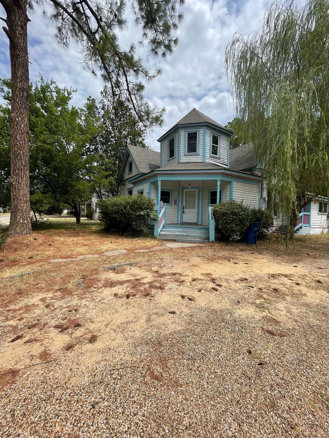 700 N Dallas St, Ennis, TX 75119 - photo 1