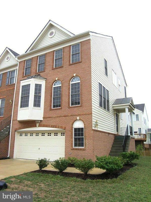 42693 Sandman Terrace, Chantilly, VA 20152 - photo 1