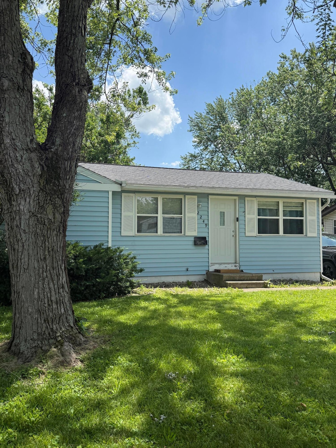 2249 Hampstead Drive