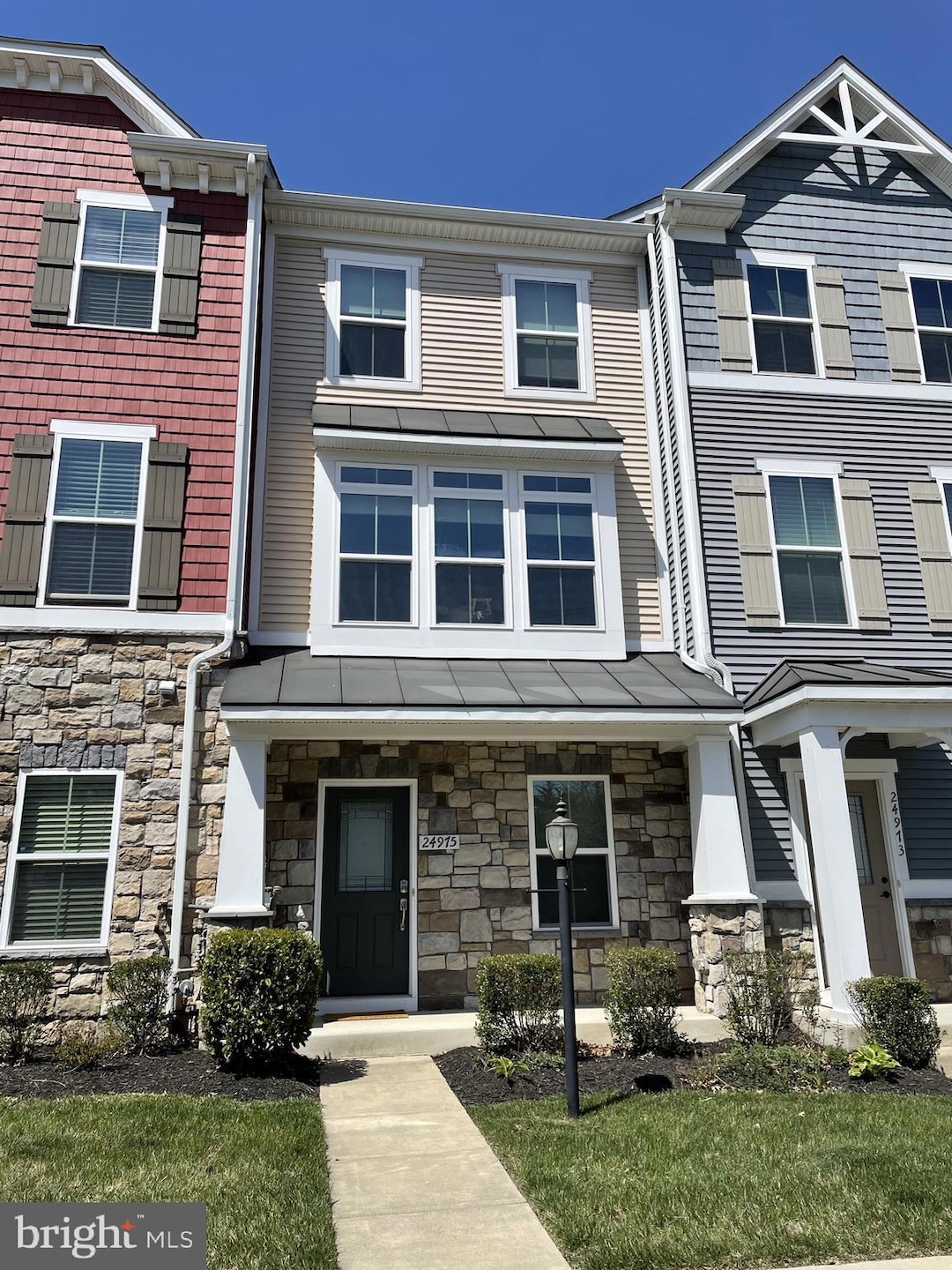 24975 Coats Square, Aldie, VA 20105 - photo 1