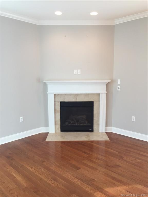 43 Skyline Dr, East Hampton, CT 06424 - photo 1