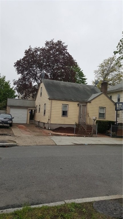 162 Whitmarsh St, Providence, RI 02907 - photo 1