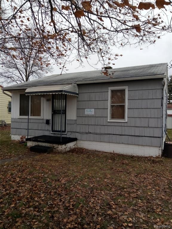 1217 E Hobson Ave, Flint, MI 48505 - photo 1
