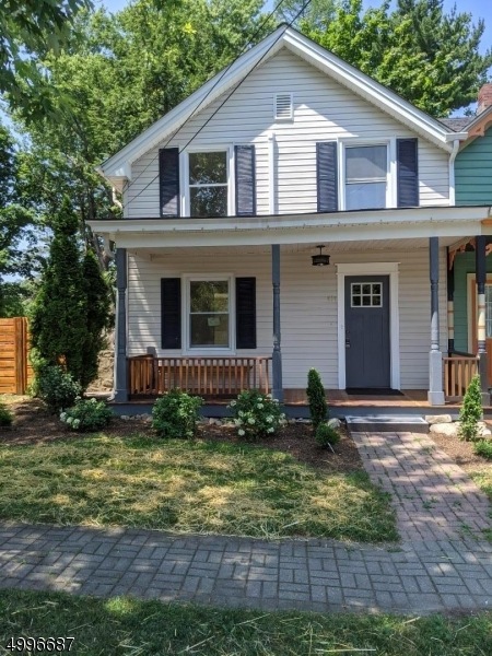 414 Hardwick St, Belvidere, NJ 07823 - photo 1