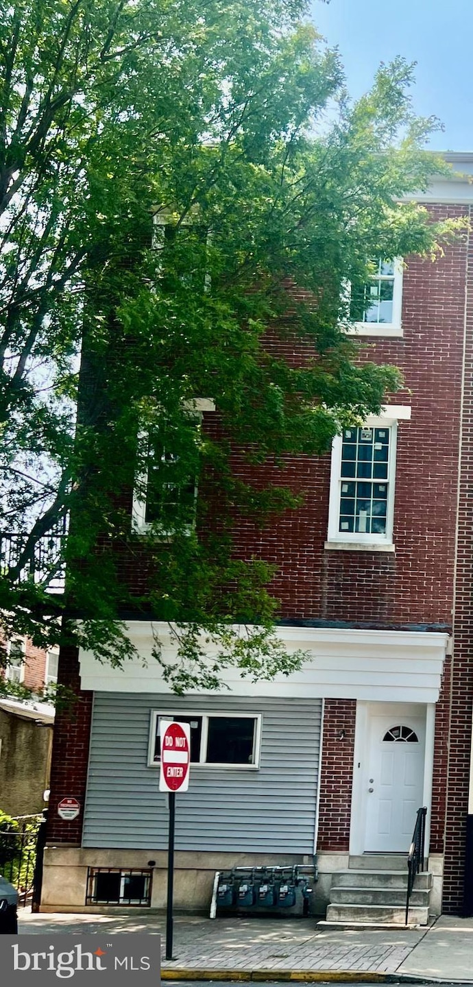 For Rent $1,600/month