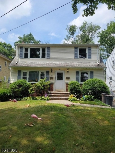 1038 Burnet Ave, Union, NJ 07083 - photo 1