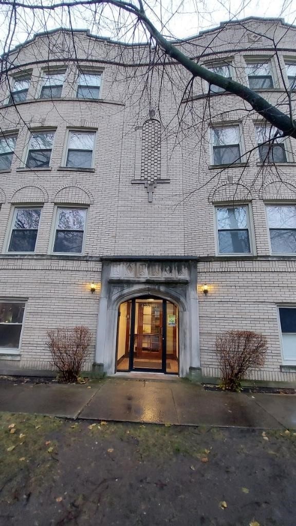 4739 Washington St, Skokie, IL 60076 - photo 1
