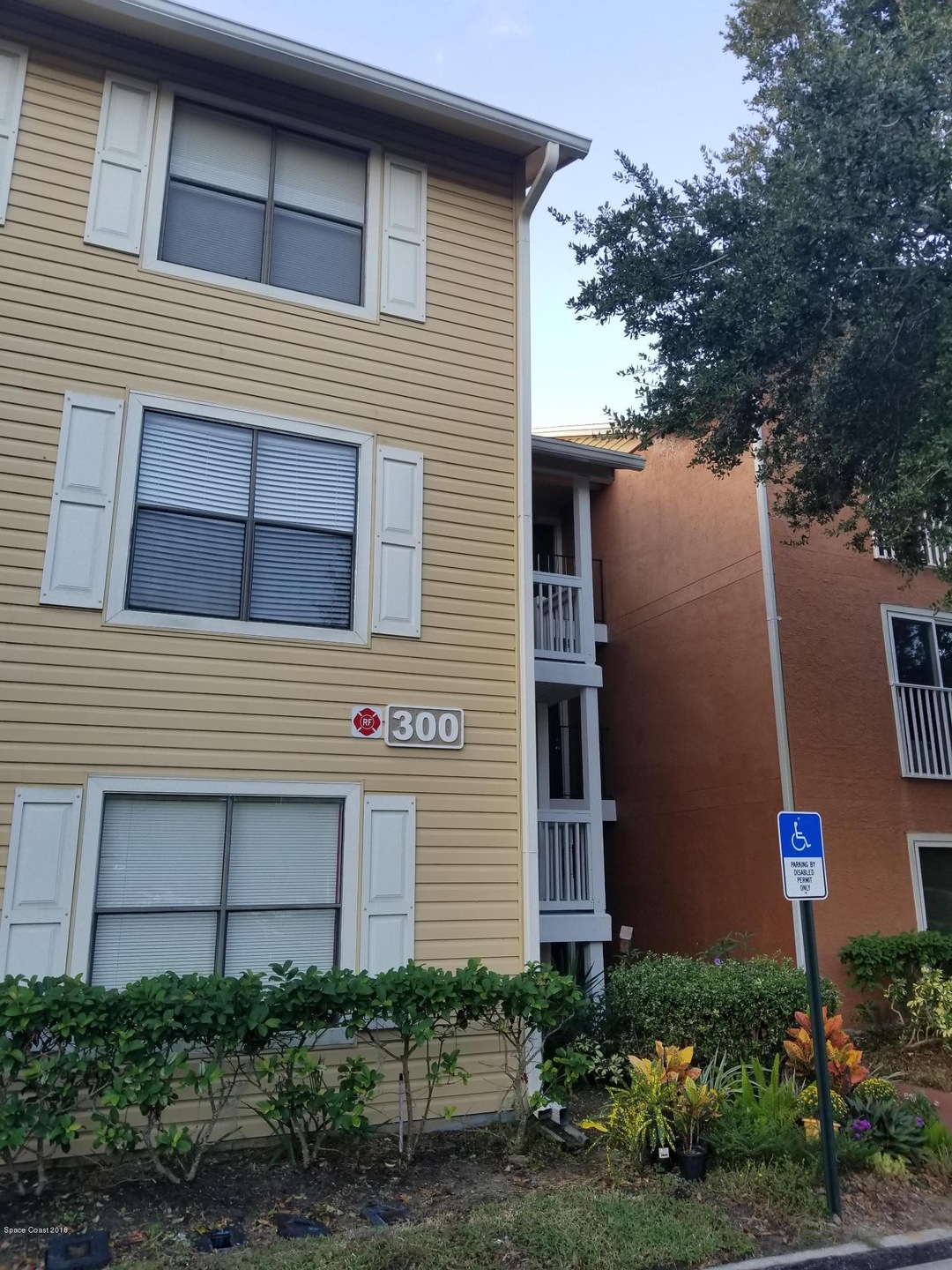 Building 300