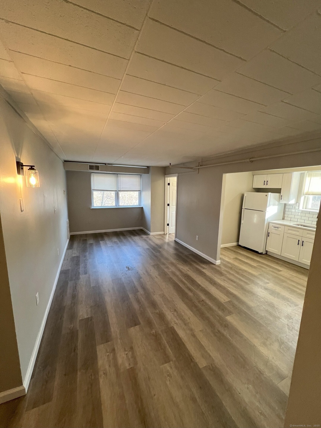 330 Blake St unit B3, New Haven, CT 06515 - photo 1