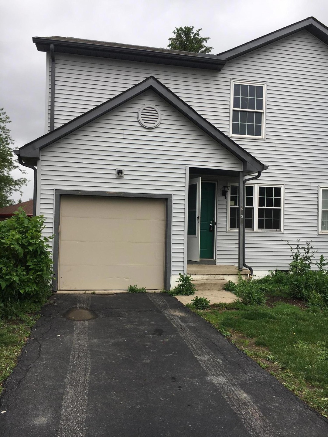 5276 Dutchess Lane